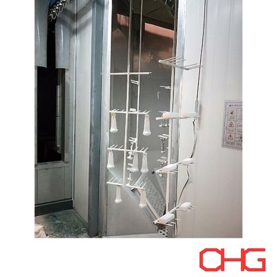 Professionele automatische glazen smeer- en spuitverflijn voor industriële toepassingen met transportsysteem, maatwerk