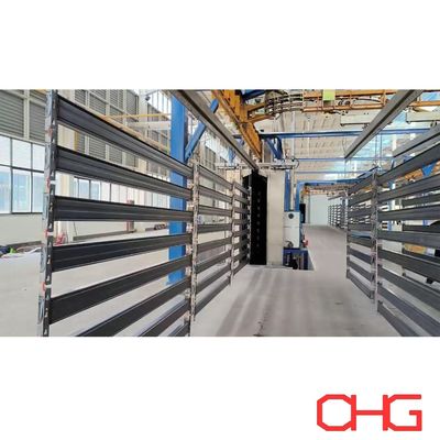Metalen sproeiapparatuur en PP-sproeibooth voor professionele poedercoatingproductielijn op metalen planken
